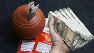 প্ৰতিদিনে ৫০ টকা জমা কৰি লাভ কৰক লাখ লাখ টকা! ডাকঘৰৰ এই বিশেষ আঁচনিৰ বিষয়ে জানক…