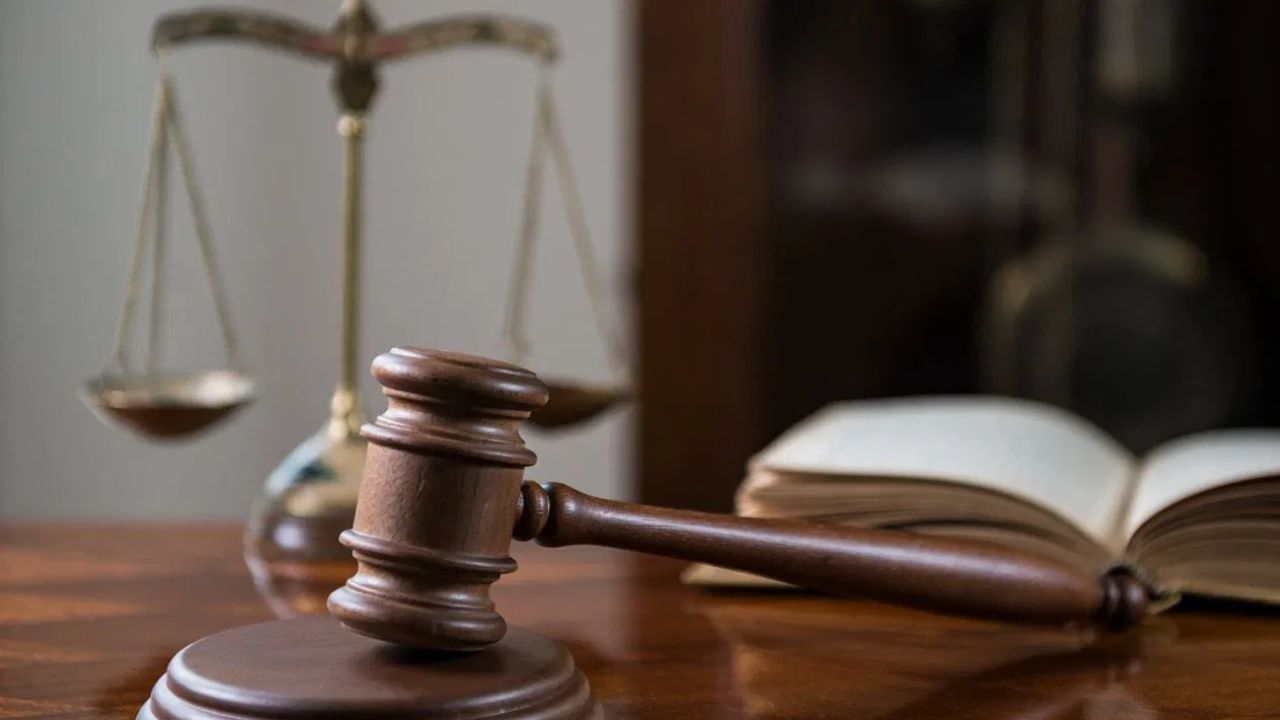 কিন্তু শহুৰৰ পৰিয়ালৰ লোকৰ সৈতে মনোমালিন্য হোৱাৰ পাচতে তেওঁলোকে দিলীপক ঘৰৰ পৰা ওলাই যাবলৈ কয় । কিন্তু ওলাই যা বুলিলেই ওলাই যাবনে ! ওলোটাই শহুৰৰ সম্পত্তিৰ ওপৰত অধিকাৰ দাবী কৰিলে দিলীপে ।