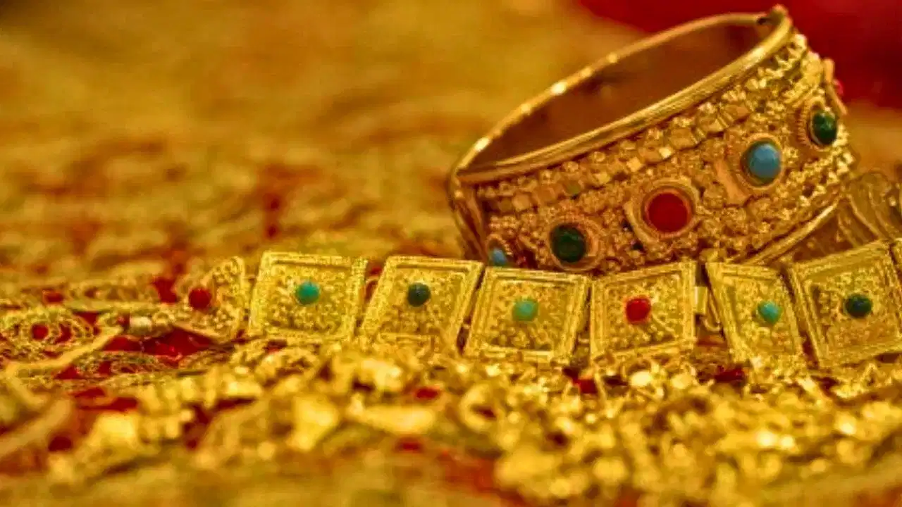 Old Gold Sell: সোণ বিক্ৰী কৰি অৱসৰ জীৱন যাপনৰ পৰিকল্পনা! বিশেষজ্ঞই দিলে সতৰ্কবাণী