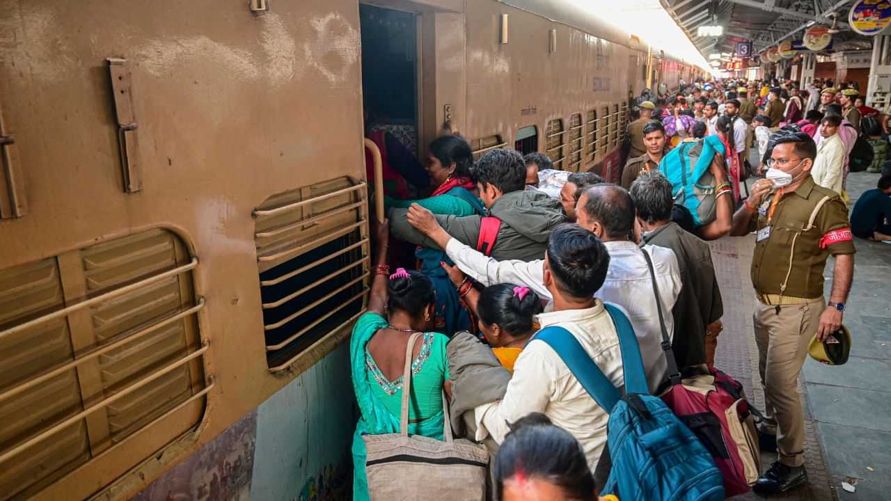 Tatkal Ticket: ৰেল যাত্ৰাৰ পৰিকল্পনা কৰিছে নেকি ? ৰেলৱেৰ তৎকাল টিকট বুকিঙত ডাঙৰ পৰিৱৰ্তন...