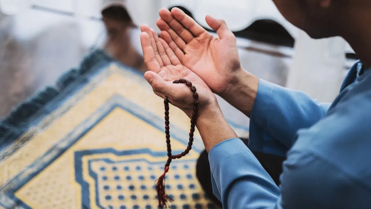Ramadan 2025 Date: কেতিয়াৰ পৰা আৰম্ভ হ’ব ইছলাম ধৰ্মীৰ পবিত্ৰ মাহ ৰমজান? জানক তাৰিখ… Ramadan 2025 Date: কেতিয়াৰ পৰা আৰম্ভ হ’ব ইছলাম ধৰ্মীৰ পবিত্ৰ মাহ ৰমজান? জানক তাৰিখ…