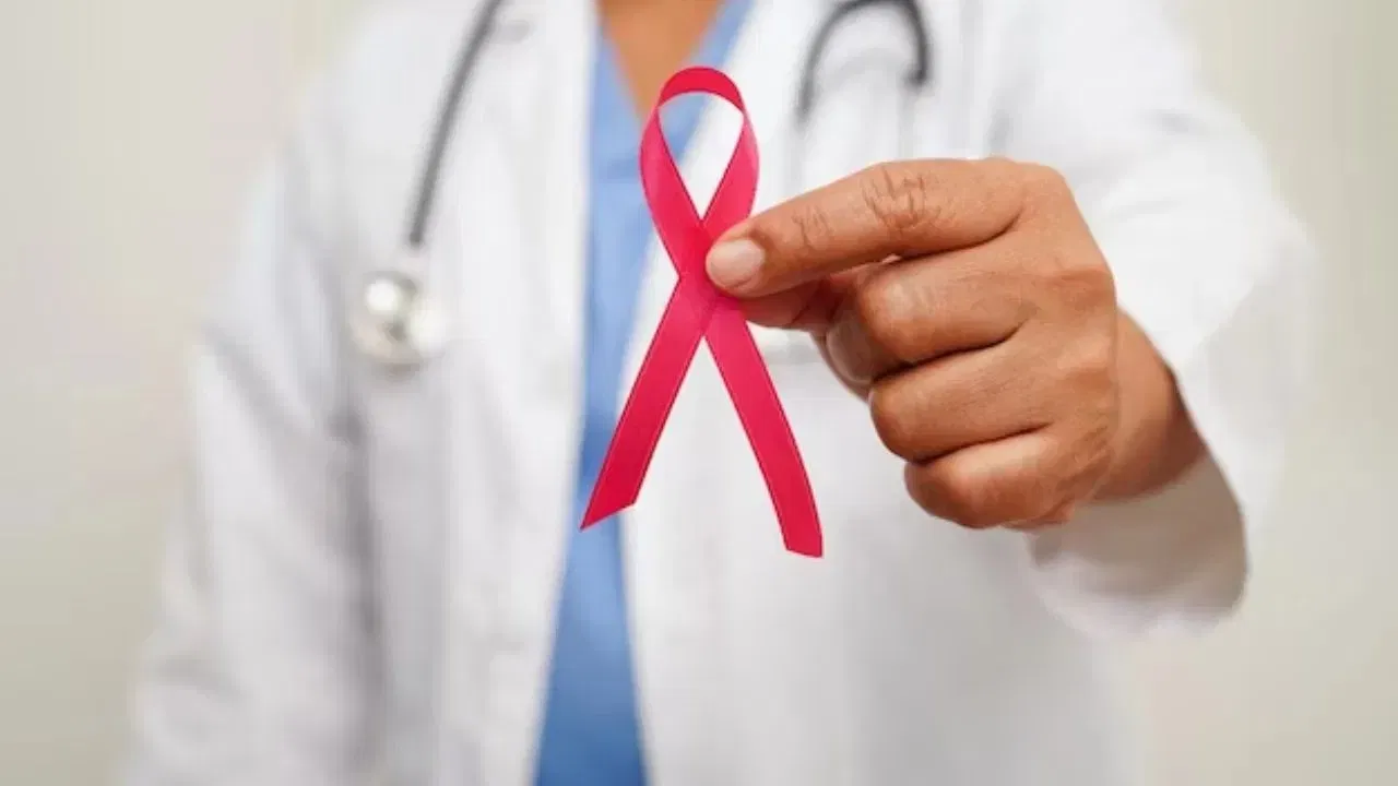 World Cancer Day 2025: কৰ্কট ৰোগৰ বিষয়ে বহু নজনা কথা আৰু গুৰুত্বপূৰ্ণ তথ্য জানক… World Cancer Day 2025: কৰ্কট ৰোগৰ বিষয়ে বহু নজনা কথা আৰু গুৰুত্বপূৰ্ণ তথ্য জানক…