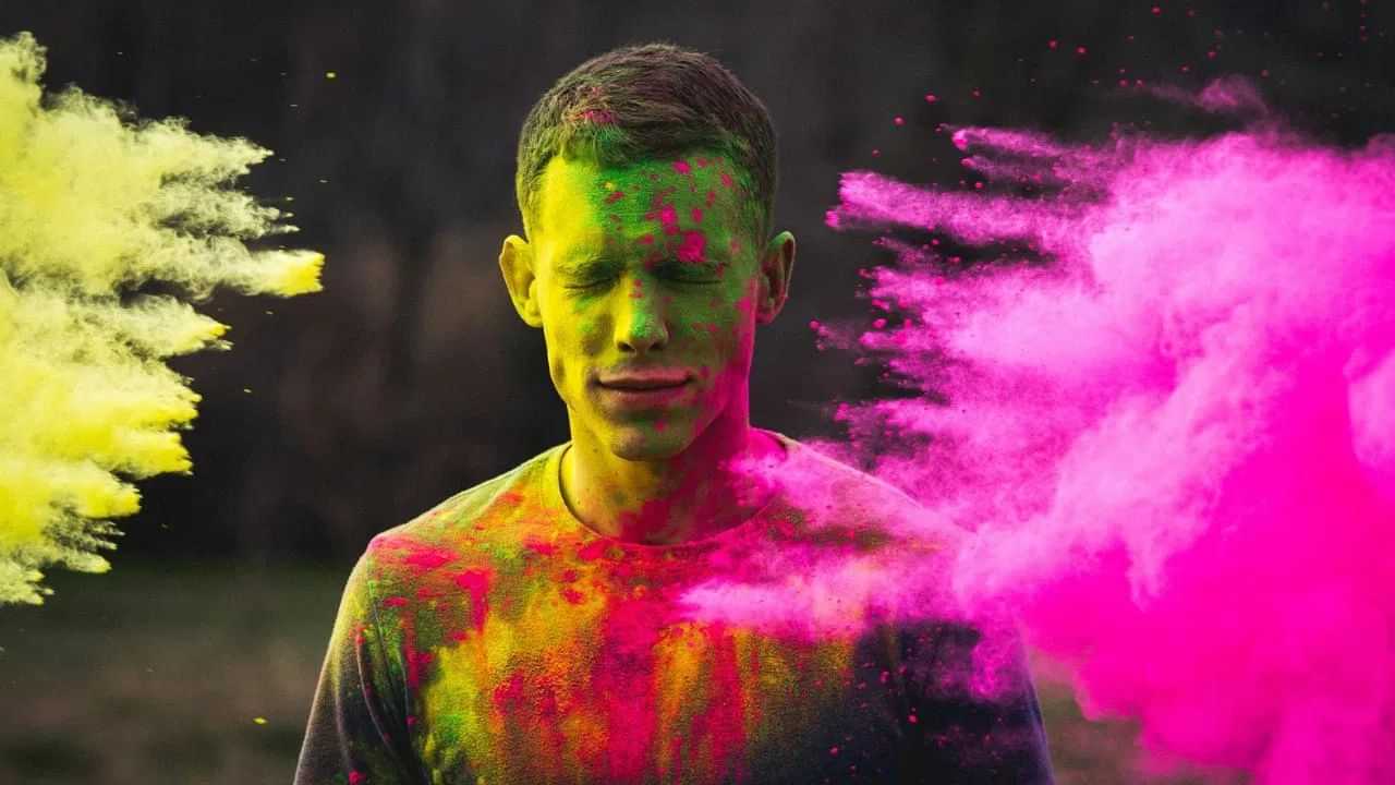 Holi Skincare Tips: হোলী খেলাৰ আগত ছালত তেল লগোৱাটো কিমান উপকাৰী ? ইয়াৰ সুবিধা আৰু অসুবিধা জানক...