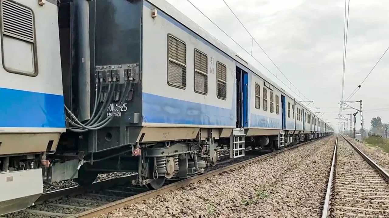 Railway rule: একেটা টিকটত যাত্ৰাৰ মাজত বিৰতি লৈও কৰিব পাৰি ভ্ৰমণ, জানি লওক এই বিশেষ নিয়ম