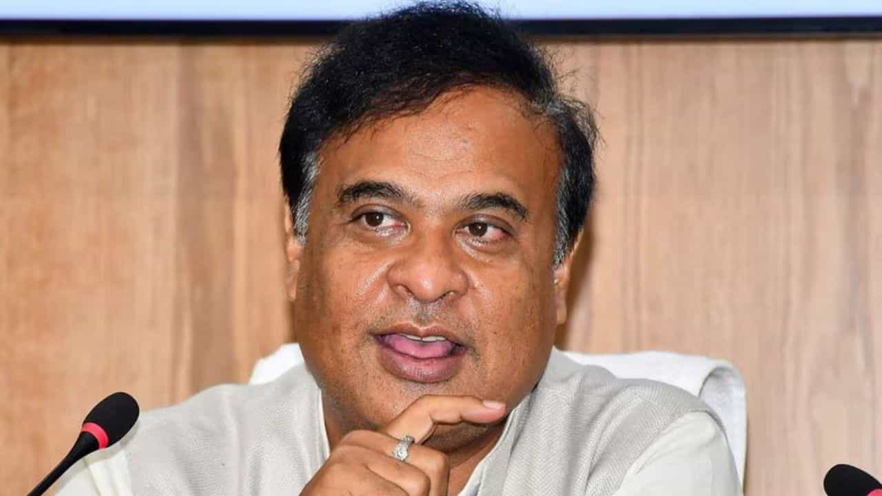 ৪০% মুছলমান জনসংখ্যাৰ পাছতো শান্তিত আছে অসম: ৱাকফ আইনৰ প্ৰতিবাদক লৈ মুখ্যমন্ত্ৰীৰ প্ৰতিক্ৰিয়া...