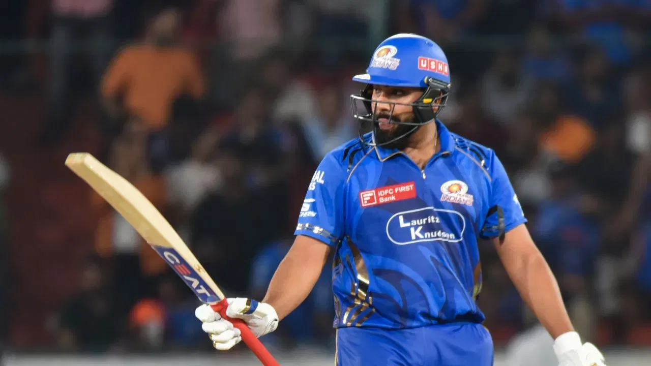 Rohit Sharma Birthday:  IPLত এই কৃতিত্ব গঢ়া একমাত্ৰ খেলুৱৈ ৰোহিত শৰ্মা, জন্মদিন উপলক্ষে জানো আহক ‘হিটমেন’ৰ ৫ টা ডাঙৰ অভিলেখৰ বিষয়ে…