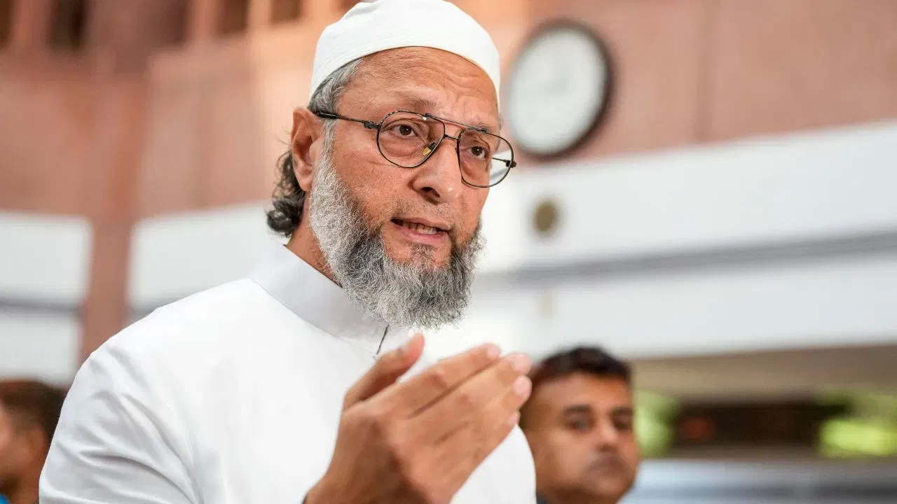 তেওঁলোক ‘স্বীকৃতিপ্ৰাপ্ত ভিক্ষাৰী’…. পাকিস্তানক নতুন নাম দিলে আছাদুদ্দিন ওৱাইছিয়ে তেওঁলোক ‘স্বীকৃতিপ্ৰাপ্ত ভিক্ষাৰী’…. পাকিস্তানক নতুন নাম দিলে আছাদুদ্দিন ওৱাইছিয়ে
