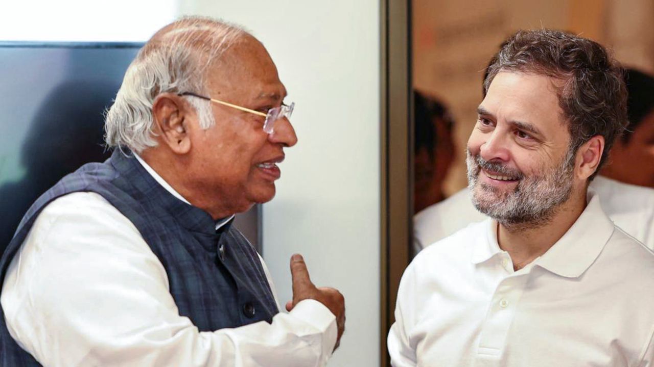 বৈঠকত উপস্থিত আছিল কংগ্ৰেছৰ সভাপতি মল্লিকাৰ্জুন খৰ্গে, প্ৰাক্তন দলৰ মুৰব্বী ৰাহুল গান্ধী, এআইচিচিৰ সাধাৰণ সম্পাদক কে চি বেনুগোপাল আৰু অসমৰ ভাৰপ্ৰাপ্ত সাধাৰণ সম্পাদক জিতেন্দ্ৰ সিং । বৈঠকখন নতুন দিল্লীৰ ইন্দিৰা ভৱনত অনুষ্ঠিত হয় ।