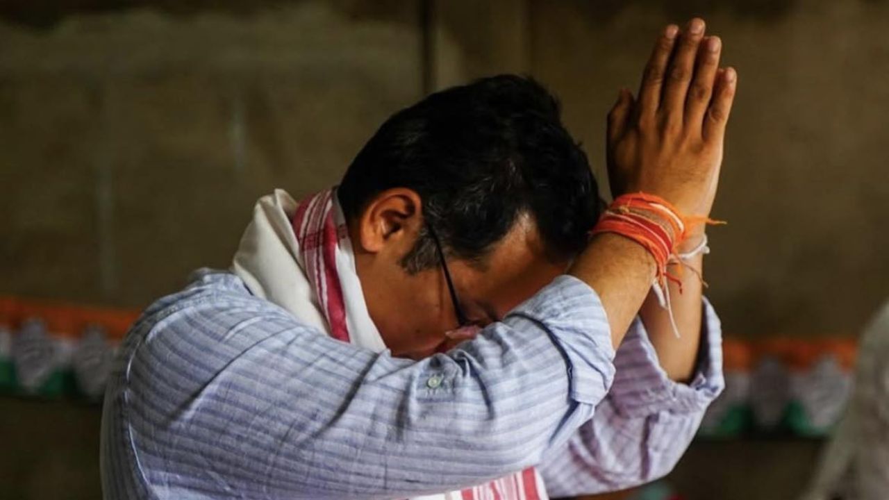 নতুন দায়িত্ব লাভৰ পিছতে প্ৰথম প্ৰতিক্ৰিয়া গৌৰৱ গগৈৰঃ অসমবাসীৰ পৰা বিচাৰিলে আশীৰ্বাদ নতুন দায়িত্ব লাভৰ পিছতে প্ৰথম প্ৰতিক্ৰিয়া গৌৰৱ গগৈৰঃ অসমবাসীৰ পৰা বিচাৰিলে আশীৰ্বাদ