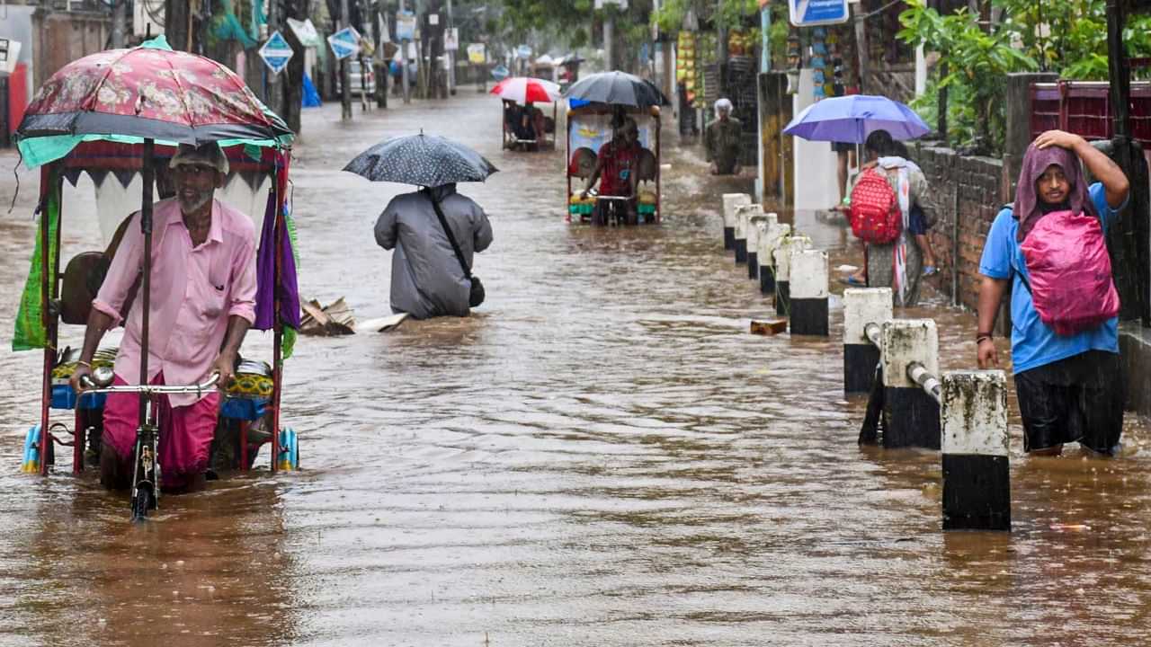 জটিল গুৱাহাটীৰ কৃত্ৰিম বান পৰিস্থিতি ! শনিবাৰে চৰকাৰী কৰ্মচাৰীৰ নৈমিত্তিক ছুটী, বন্ধ থাকিব শিক্ষানুষ্ঠান...