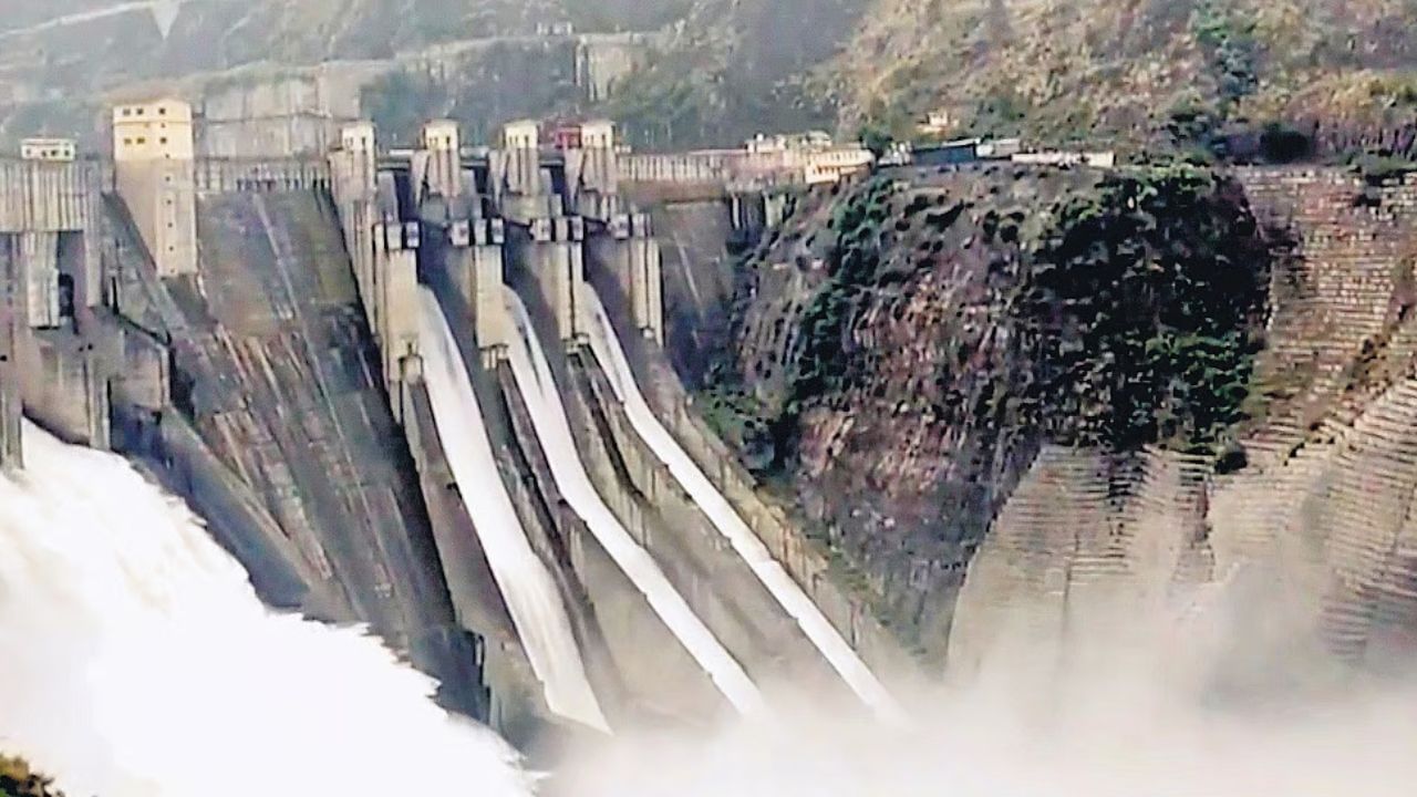 Indus Treaty: শান্ত হ’ব নেকি পাকিস্তান! ছালাল আৰু বাগলীহাৰ বান্ধ খোলাৰ লগে লগে পাকিস্তানত নতুন বিপদ! Indus Treaty: শান্ত হ’ব নেকি পাকিস্তান! ছালাল আৰু বাগলীহাৰ বান্ধ খোলাৰ লগে লগে পাকিস্তানত নতুন বিপদ!