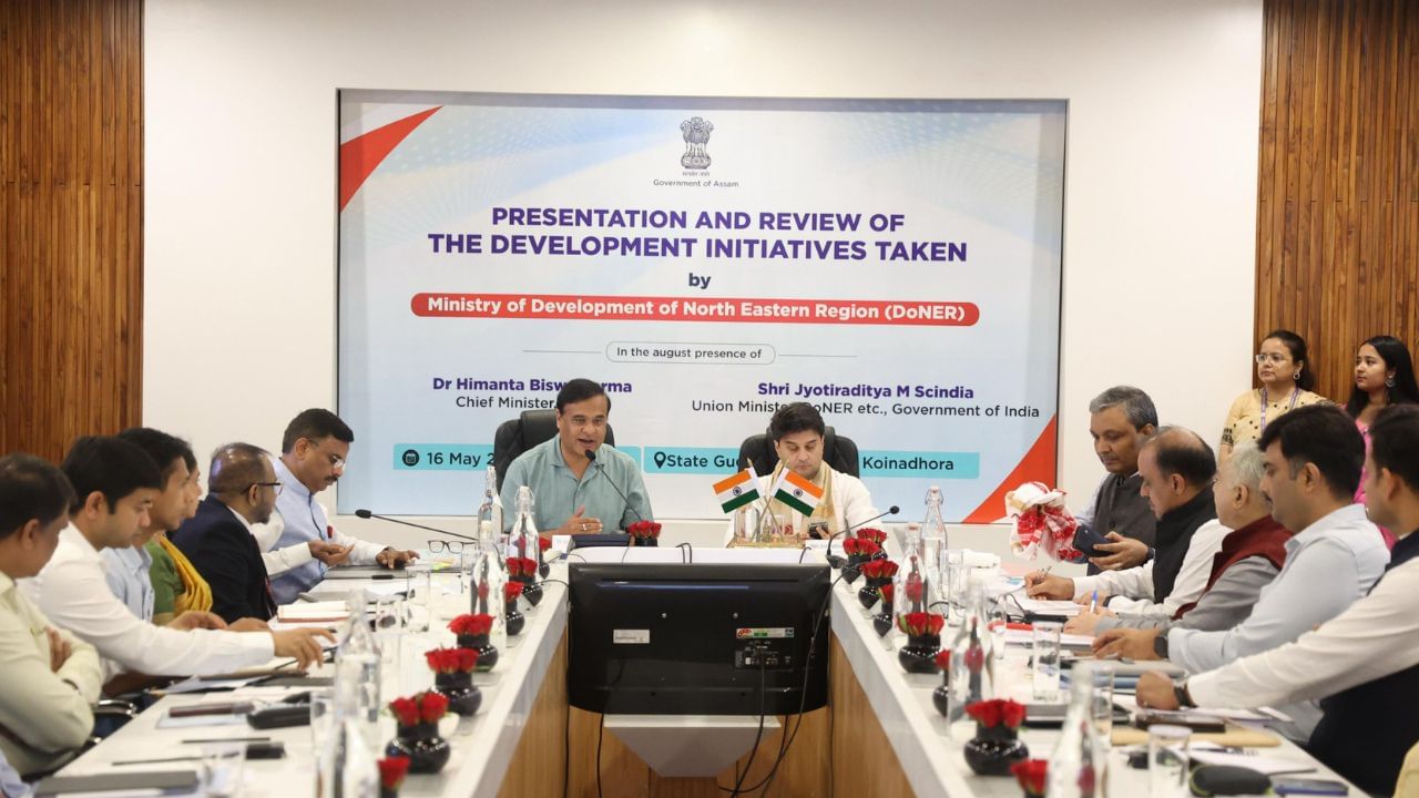 সাঁচি গছৰ খেতিৰ পৰা পাম খেতিলৈকে, মুখ্যমন্ত্ৰীৰে জ্যোতিৰাদিত্য সিন্ধিয়াৰ বৈঠকত কি কি বিষয়ত আলোচনা হয়? সাঁচি গছৰ খেতিৰ পৰা পাম খেতিলৈকে, মুখ্যমন্ত্ৰীৰে জ্যোতিৰাদিত্য সিন্ধিয়াৰ বৈঠকত কি কি বিষয়ত আলোচনা হয়?