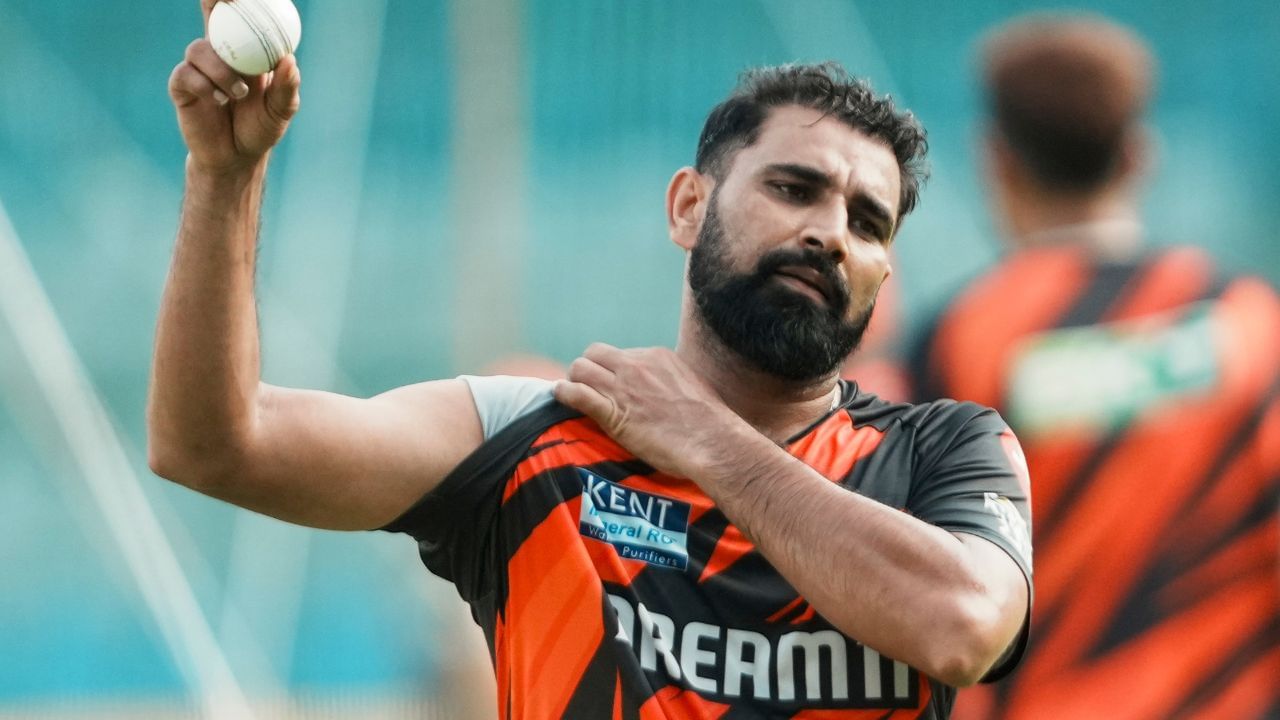 Mohammed Shami: ‘১ কোটি টকা দিয়ক, নহ’লে…..’! কোনে প্ৰাণনাশৰ ভাবুকি দিলে মহম্মদ ছামিক? Mohammed Shami: ‘১ কোটি টকা দিয়ক, নহ’লে…..’! কোনে প্ৰাণনাশৰ ভাবুকি দিলে মহম্মদ ছামিক?