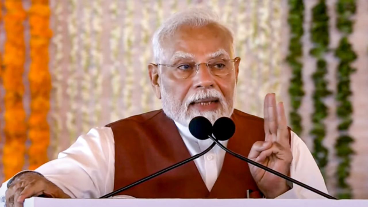 ভাৰতৰ অধিকাৰত থকা পানী ভাৰততে বৈ থাকিবঃ পাকিস্তানক লক্ষ্য কৰি হুংকাৰ মোদীৰ ভাৰতৰ অধিকাৰত থকা পানী ভাৰততে বৈ থাকিবঃ পাকিস্তানক লক্ষ্য কৰি হুংকাৰ মোদীৰ