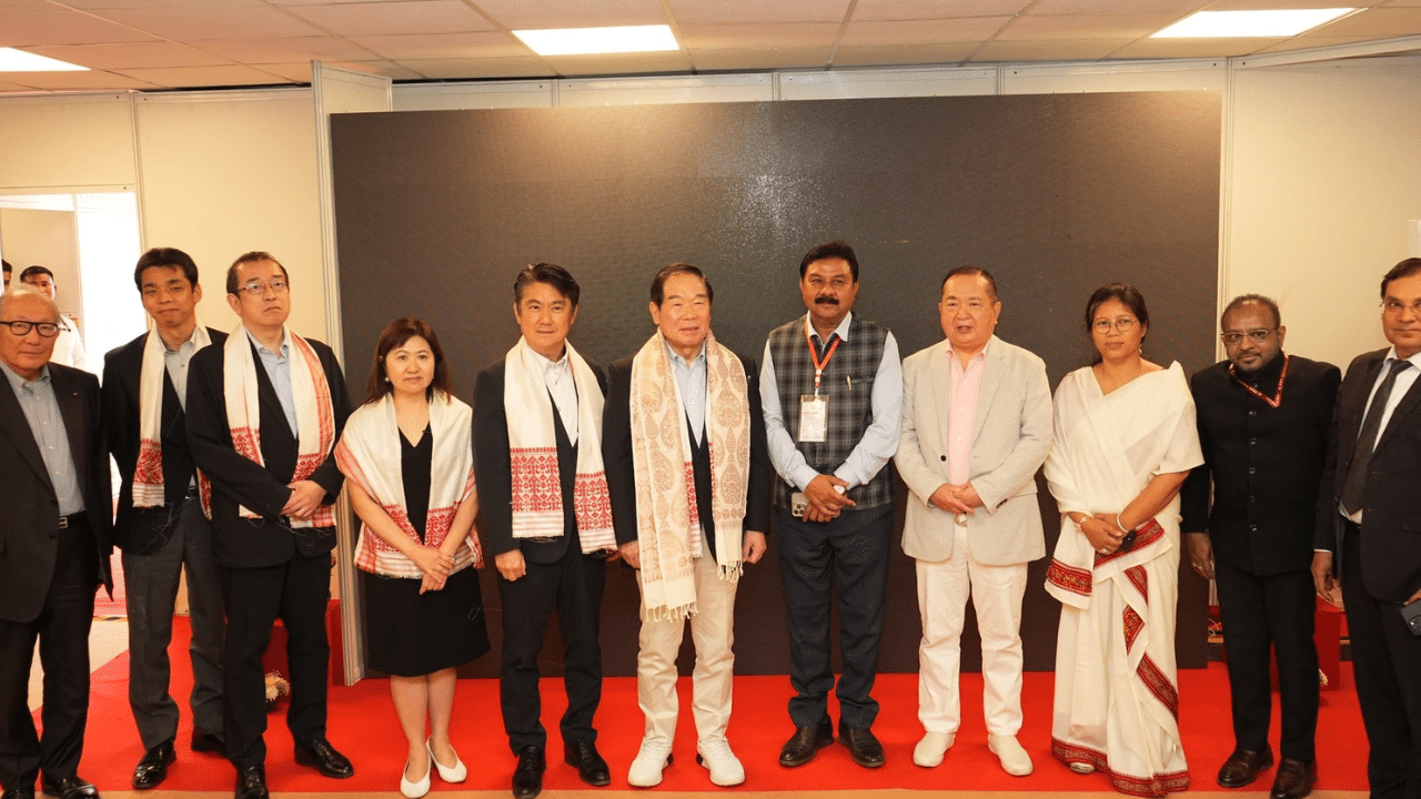 এই সন্দৰ্ভত সামাজিক মাধ্য়মত পোষ্ট কৰি মন্ত্ৰী ৰঞ্জিত কুমাৰ দাসে কয় যে, পৰিদৰ্শন কালত জাপানৰ প্ৰতিনিধি সদনৰ অধ্যক্ষ নুকাগা ফুকুছিৰোই প্ৰধানমন্ত্ৰী নৰেন্দ্ৰ মোদী, মুখ্যমন্ত্ৰী হিমন্ত বিশ্ব শৰ্মা আৰু ৰাজ্যপাল লক্ষ্মণ আচাৰ্যৰ কামৰ শলাগ লয়।