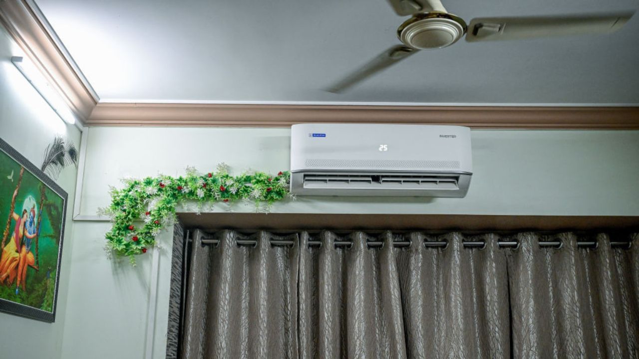 AC কিনিলে আপুনি কেইটা ৱাৰেণ্টী আৰু কিমান বছৰৰ বাবে লাভ কৰে জানেনে? AC কিনিলে আপুনি কেইটা ৱাৰেণ্টী আৰু কিমান বছৰৰ বাবে লাভ কৰে জানেনে?