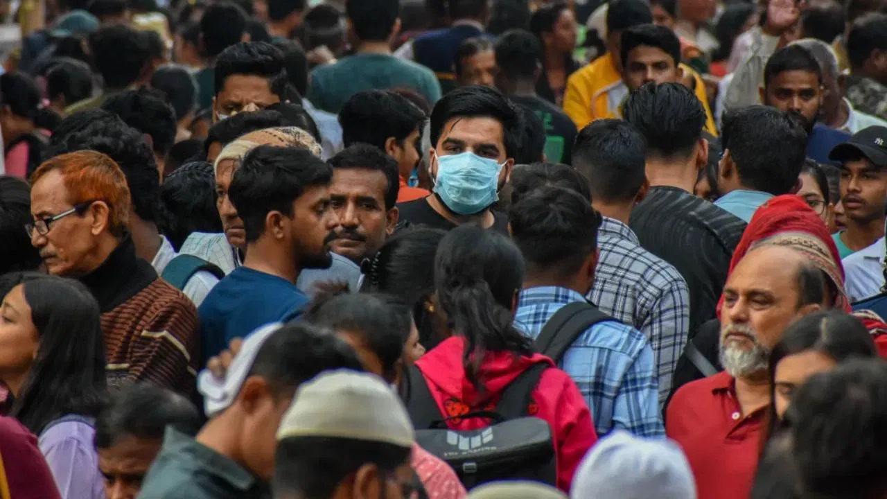 পুনৰ বিধ্বংসী ৰূপ ধাৰণ কৰিব ক’ভিডে! ‘বাবা ভাংগা’ই কৰা ভৱিষ্যদ্বাণীক লৈ চৰ্চা… পুনৰ বিধ্বংসী ৰূপ ধাৰণ কৰিব ক’ভিডে! ‘বাবা ভাংগা’ই কৰা ভৱিষ্যদ্বাণীক লৈ চৰ্চা…