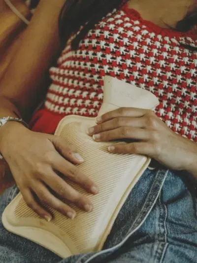 মাহেকীয়াৰ পূৰ্বে পেট ফুলা যেন অনুভৱ হয় নেকি? জানক কেনেকৈ দূৰ কৰিব এই সমসা