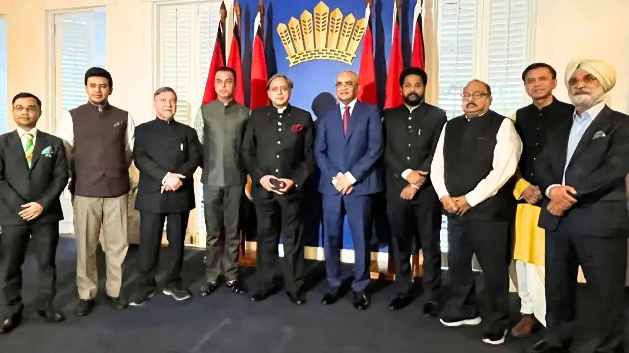 গায়ানাত ভাৰতীয় সৰ্বদলীয় প্ৰতিনিধি দল, আছে অসমৰ ভুৱনেশ্বৰ কলিতা, উপ-ৰাষ্ট্ৰপতিয়ে কলে- আমি ভাৰতৰ পক্ষত গায়ানাত ভাৰতীয় সৰ্বদলীয় প্ৰতিনিধি দল, আছে অসমৰ ভুৱনেশ্বৰ কলিতা, উপ-ৰাষ্ট্ৰপতিয়ে কলে- আমি ভাৰতৰ পক্ষত