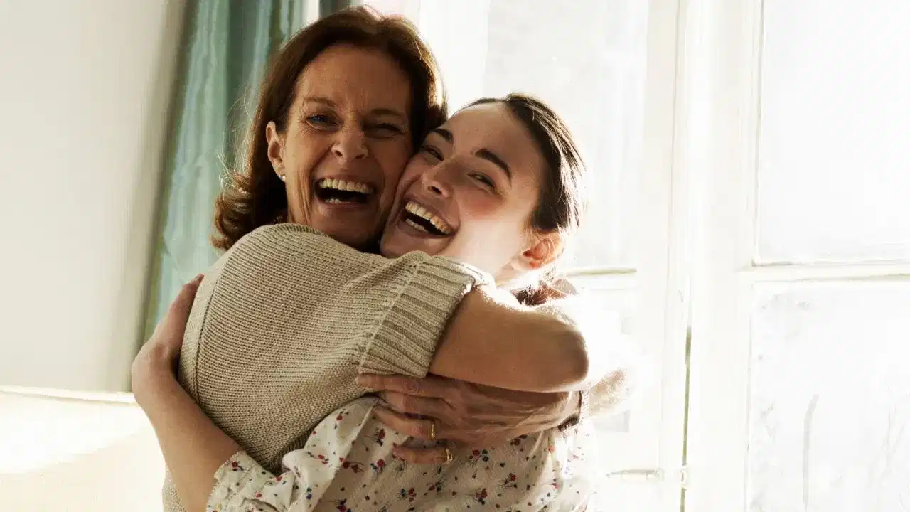 Happy Mother’s  Day: এইদৰে প্ৰেৰণ কৰক মাতৃ দিৱসৰ শুভেচ্ছা....