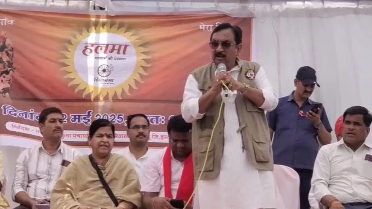 কৰ্ণেল ছফিয়া কুৰেশ্বীৰ বিৰুদ্ধে অপমানজনক মন্তব্য! অপাৰেচন সেন্দূৰৰ সৈতে জড়িত এইগৰাকী সাহসী নাৰীৰ বিৰুদ্ধে কি ক’লে বিজেপিৰ মন্ত্ৰী বিজয় শ্বাহে? কৰ্ণেল ছফিয়া কুৰেশ্বীৰ বিৰুদ্ধে অপমানজনক মন্তব্য! অপাৰেচন সেন্দূৰৰ সৈতে জড়িত এইগৰাকী সাহসী নাৰীৰ বিৰুদ্ধে কি ক’লে বিজেপিৰ মন্ত্ৰী বিজয় শ্বাহে?