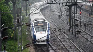Indian Railway: কেৱল সেনাবাহিনী নহয়, অপাৰেচন সেন্দূৰত সহযোগিতা আগবঢ়াইছে ভাৰতীয় ৰে’লৱে, কিন্তু কেনেকৈ?