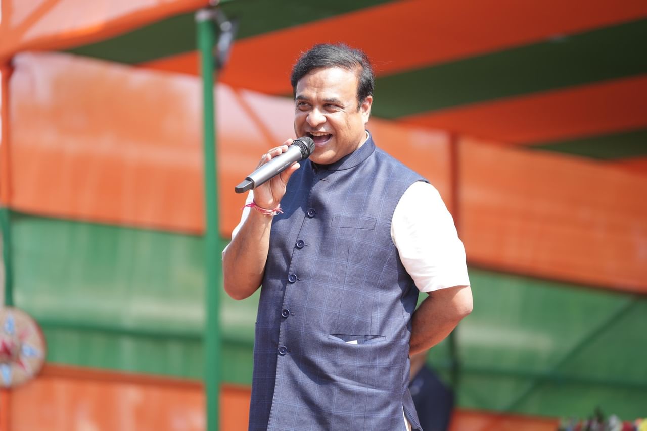 ৰাহুল গান্ধী বা আনকি ভাৰতীয় জাতীয় কংগ্ৰেছৰ পোষ্টত তেওঁলোকে মন্তব্য বা লাইক নকৰাটো আশ্চৰ্যজনক। তেওঁলোকে কেৱল এজন বিশেষ নেতা আৰু অসম কংগ্ৰেছৰ ওপৰত গুৰুত্ব আৰোপ কৰে।