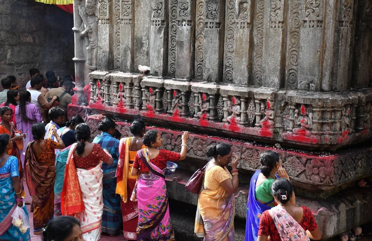 ২২ জুনৰ দুপৰীয়া ২.৫৬ মিনিটত আৰম্ভ হৈছিল অম্বুবাচীৰ প্ৰবৃত্তি। আনহাতে ২৬ জুনৰ পুৱতি নিশা ৩ বজাত অম্বুবাচীৰ নিবৃত্তি ঘটে।