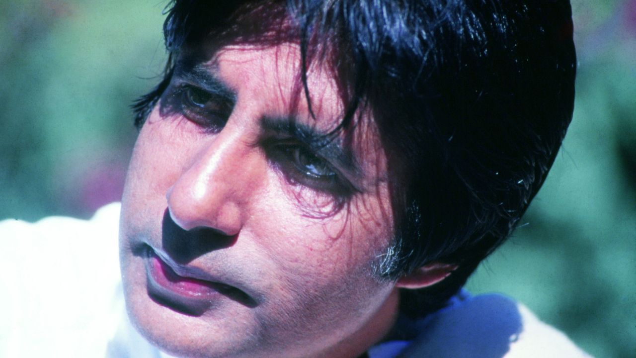‘জঞ্জীৰ’ৰ এই সফলতাৰ পিছত প্ৰায় ২২খন ছবিত অমিতাভ বচ্চনে বিজয় নামত চৰিত্ৰত অভিনয় কৰিছিল। পূৰ্বে ছবি উদ্যোগত এক বিশেষ পৰম্পৰা দেখা গৈছিল আৰু সেই পৰম্পৰাৰ বাবেই এগৰাকী অভিনেতাৰ ছবি যি নামেৰেই ছুপাৰহিট হৈছিল, পৰৱৰ্তী ছবিসমূহতো তেওঁৰ চৰিত্ৰৰ নাম একে ৰখা হৈছিল।