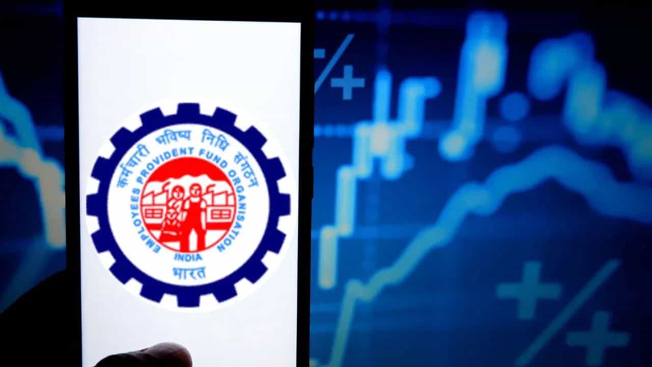 EPFOৰ পৰা ধন উলিওৱাৰ কথা ভাবিছে নেকি? লাভ কৰিব এনে সুবিধা, কেন্দ্ৰীয় মন্ত্ৰীয়ে কৰিলে ঘোষণা... EPFOৰ পৰা ধন উলিওৱাৰ কথা ভাবিছে নেকি? লাভ কৰিব এনে সুবিধা, কেন্দ্ৰীয় মন্ত্ৰীয়ে কৰিলে ঘোষণা...