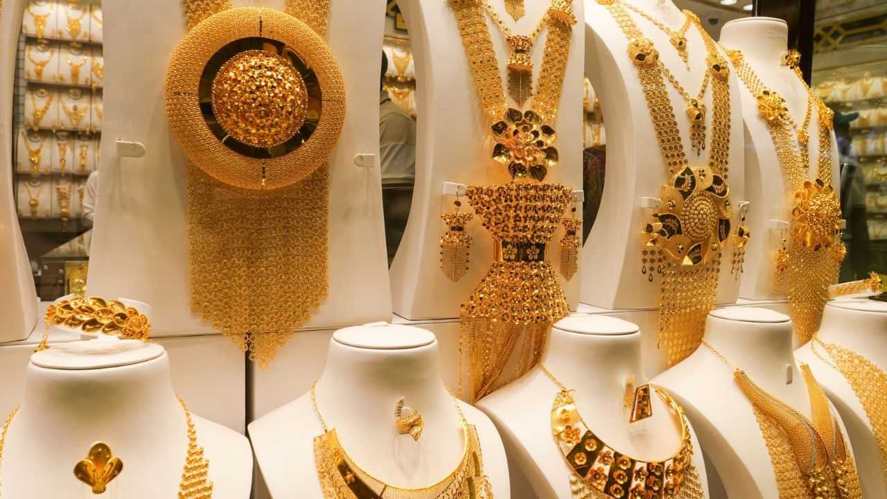 ইজৰাইল-ইৰাণ যুদ্ধৰ ফলত আকাশলংঘী হব পাৰে সোণৰ মূল্য ! বিনিয়োগৰ সঠিক সময় নেকি?