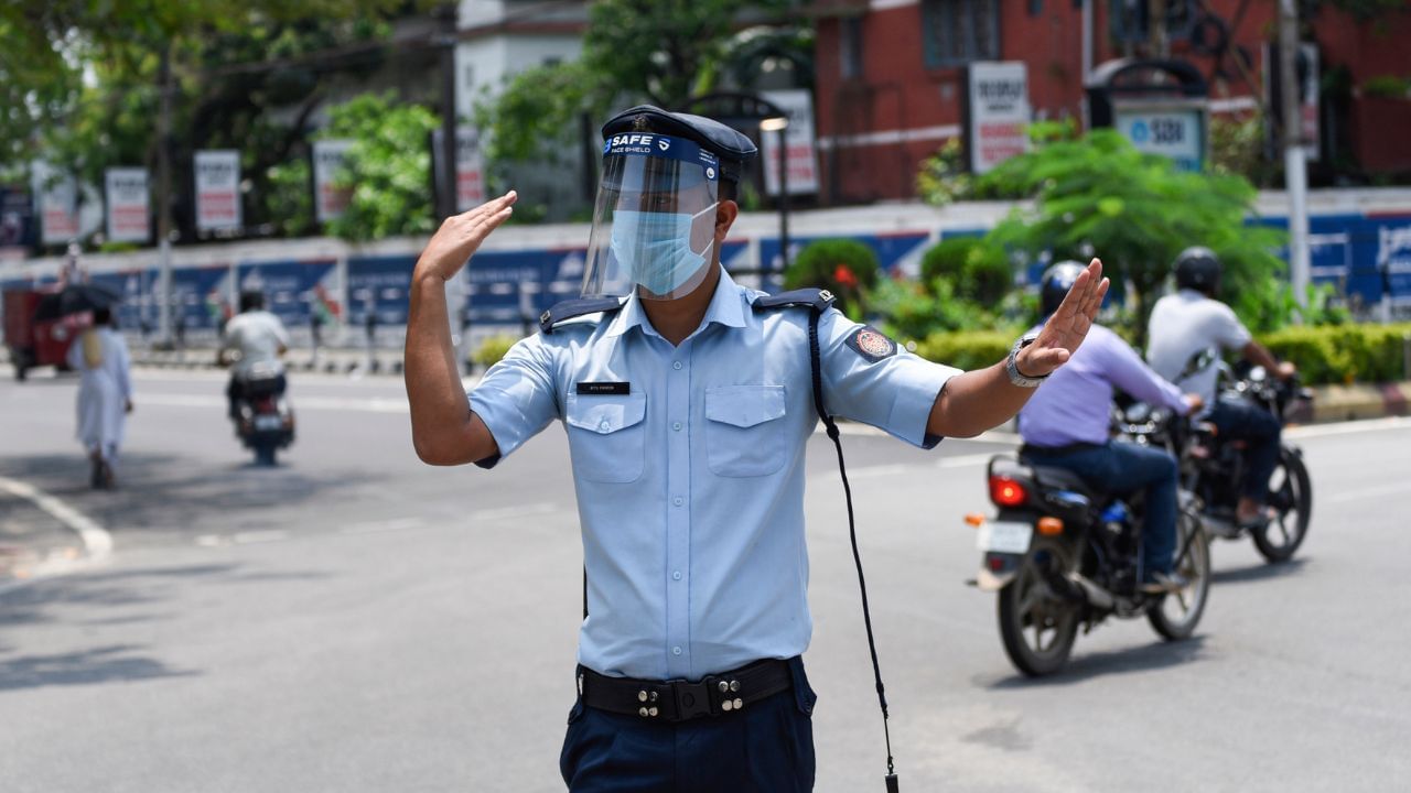 অম্বুবাচী উপলক্ষে গুৱাহাটী যান-বাহন আৰক্ষীৰ বিশেষ পথ নিৰ্দেশনা… অম্বুবাচী উপলক্ষে গুৱাহাটী যান-বাহন আৰক্ষীৰ বিশেষ পথ নিৰ্দেশনা…