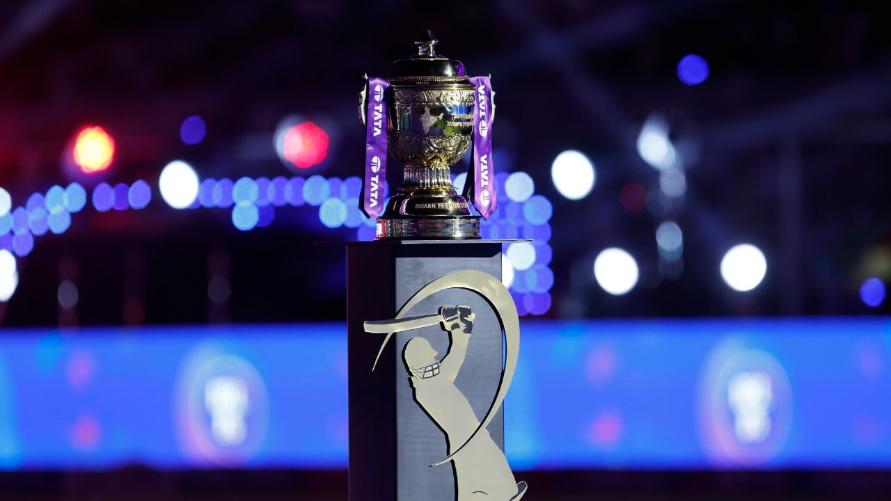 IPL 2025 Closing Ceremony: কাইলৈ অন্ত পৰিব IPL 2025: কেতিয়াৰ পৰা হ’ব সামৰণি অনুষ্ঠান, কোন হ’ব আকৰ্ষণ! চাওক সকলো… IPL 2025 Closing Ceremony: কাইলৈ অন্ত পৰিব IPL 2025: কেতিয়াৰ পৰা হ’ব সামৰণি অনুষ্ঠান, কোন হ’ব আকৰ্ষণ! চাওক সকলো…