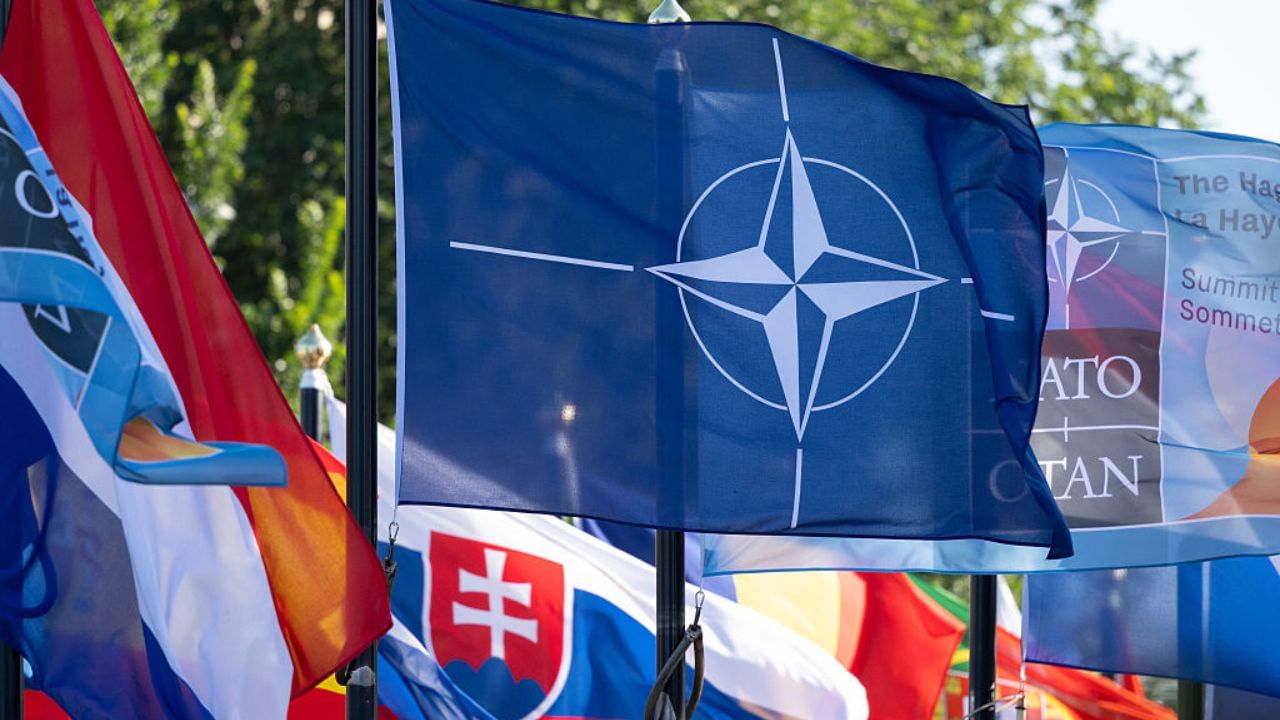 সলনি হ’ব বিশ্বৰ নিৰাপত্তাৰ কৌশল! NATO ৰ এই ঐতিহাসিক সিদ্ধান্তই প্ৰভাৱিত কৰিব ভাৰতক… সলনি হ’ব বিশ্বৰ নিৰাপত্তাৰ কৌশল! NATO ৰ এই ঐতিহাসিক সিদ্ধান্তই প্ৰভাৱিত কৰিব ভাৰতক…