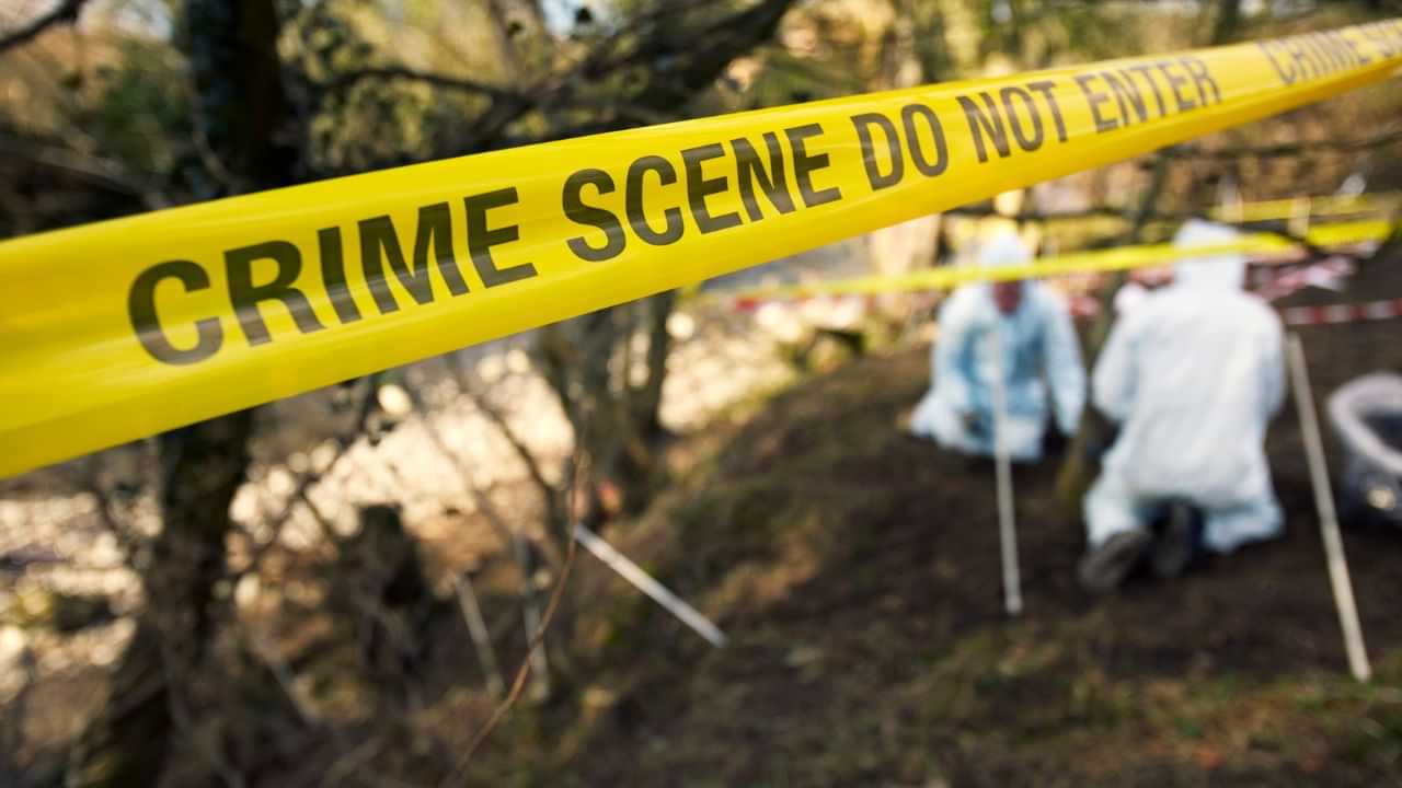 চাঞ্চল্যকৰ হত্যাকাণ্ড, প্লাষ্টাৰ ভাঙি আৰক্ষীয়ে উদ্ধাৰ কৰিলে ঠিকাদাৰৰ মৃতদেহ... চাঞ্চল্যকৰ হত্যাকাণ্ড, প্লাষ্টাৰ ভাঙি আৰক্ষীয়ে উদ্ধাৰ কৰিলে ঠিকাদাৰৰ মৃতদেহ...