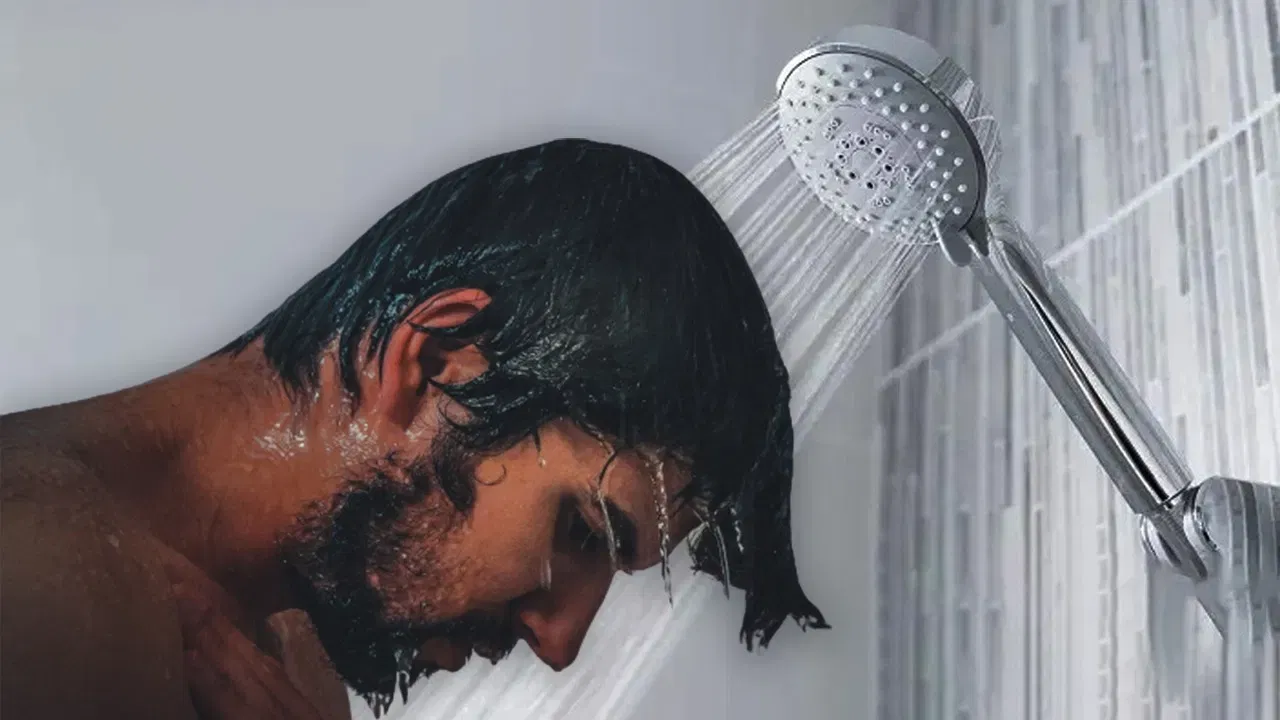 Bathing Rules : গা ধোৱাৰ সঠিক নিয়ম আৰু পদ্ধতি কি কি জানেনে? Bathing Rules : গা ধোৱাৰ সঠিক নিয়ম আৰু পদ্ধতি কি কি জানেনে?