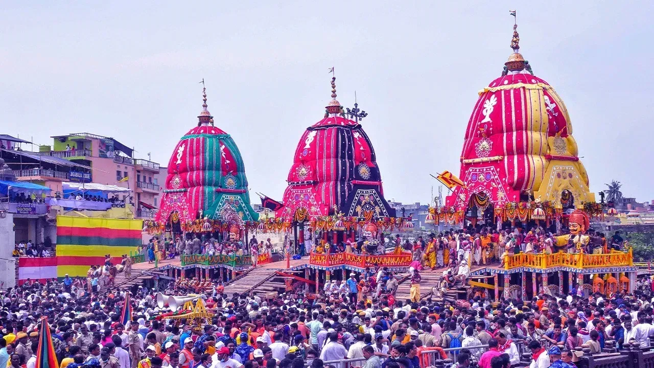 Jagannath Puri: জগন্নাথ পুৰীলৈ গ’লে এই দুবিধ বস্তু আনিবলৈ নাপাহৰিব, ঘৰত কেতিয়াও নহয় ধনৰ অভাৱ! Jagannath Puri: জগন্নাথ পুৰীলৈ গ’লে এই দুবিধ বস্তু আনিবলৈ নাপাহৰিব, ঘৰত কেতিয়াও নহয় ধনৰ অভাৱ!