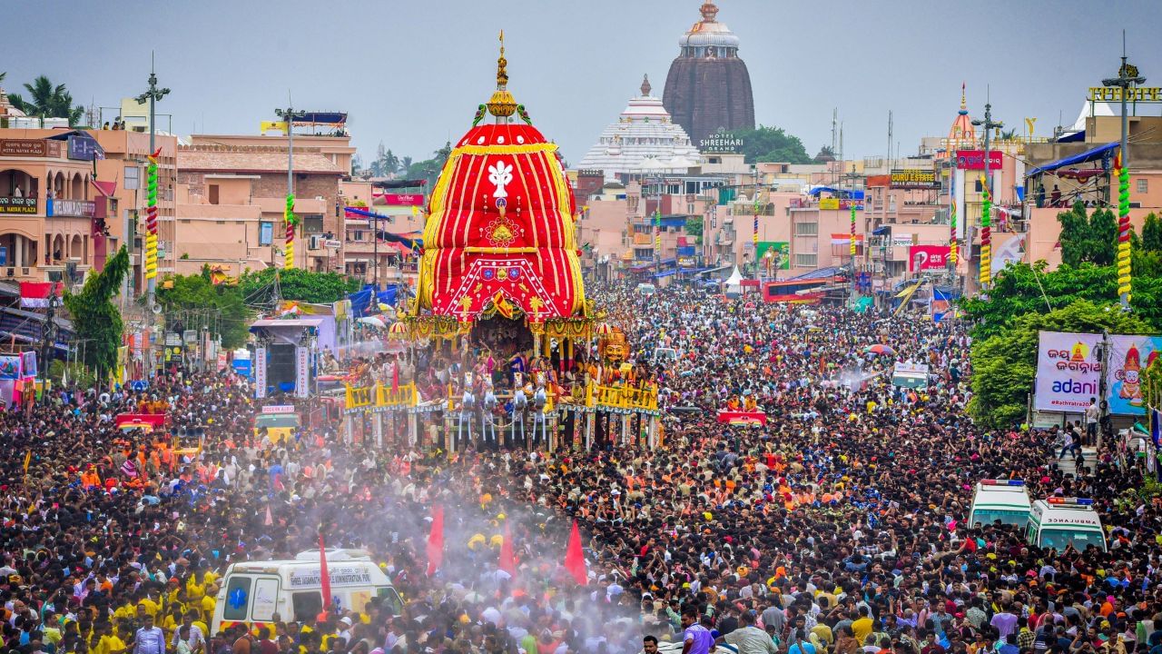 পুৱাই পুৰীৰ জগন্নাথ ৰথ যাত্ৰাত অঘটন, পদপিষ্ট হৈ ৩ জনৰ মৃত্যু, আহত বহুলোক পুৱাই পুৰীৰ জগন্নাথ ৰথ যাত্ৰাত অঘটন, পদপিষ্ট হৈ ৩ জনৰ মৃত্যু, আহত বহুলোক