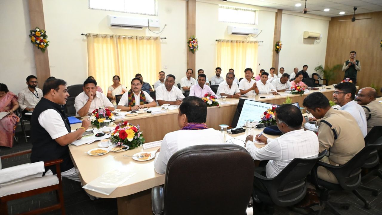 ৰাজনীতিৰ পৰা ক্ৰীড়ালৈকে পলকতে পঢ়ক দিনটোৰ ৯ টা শীৰ্ষ খবৰ… ৰাজনীতিৰ পৰা ক্ৰীড়ালৈকে পলকতে পঢ়ক দিনটোৰ ৯ টা শীৰ্ষ খবৰ…