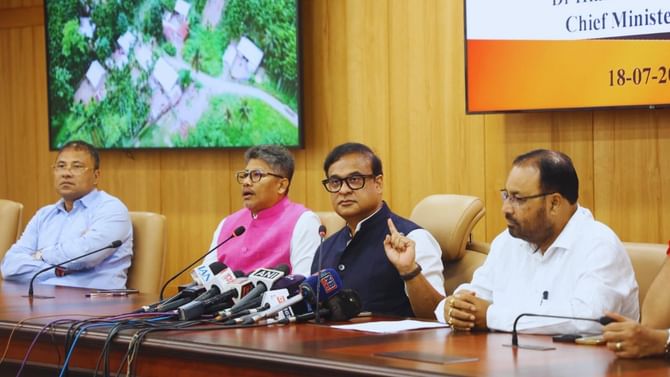 পলকতে পঢ়ক দিনটোৰ ৯টা শীৰ্ষ খবৰ