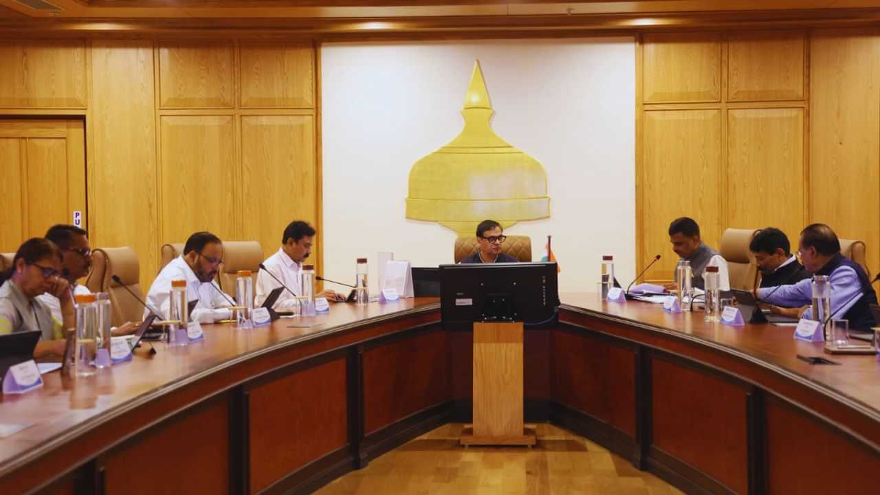 মিছন বসুন্ধৰাৰ পৰা চাহ শ্ৰমিকৰ মজুৰিলৈ...ৰাজ্যিক কেবিনেটত কেইবাটাও গুৰুত্বপূৰ্ণ সিদ্ধান্ত গ্ৰহণ মিছন বসুন্ধৰাৰ পৰা চাহ শ্ৰমিকৰ মজুৰিলৈ...ৰাজ্যিক কেবিনেটত কেইবাটাও গুৰুত্বপূৰ্ণ সিদ্ধান্ত গ্ৰহণ