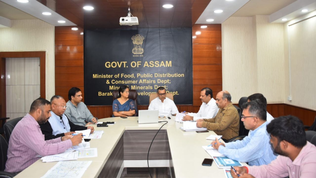 বৰাক উপত্যকাৰ যোগাযোগ ব্যৱস্থা সম্পৰ্কত গুৰুত্বপূৰ্ণ বৈঠকঃ কিছুদিন পূৰ্বে প্ৰধানমন্ত্ৰীলৈ লিখা হৈছিল পত্ৰ বৰাক উপত্যকাৰ যোগাযোগ ব্যৱস্থা সম্পৰ্কত গুৰুত্বপূৰ্ণ বৈঠকঃ কিছুদিন পূৰ্বে প্ৰধানমন্ত্ৰীলৈ লিখা হৈছিল পত্ৰ