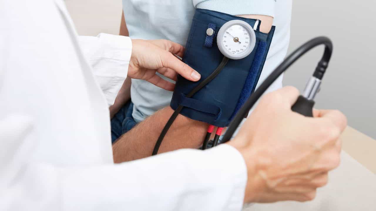 গোটেই জীৱনৰ বাবে খাব লাগে নেকি প্ৰেচাৰৰ ঔষধ! কি কয় বিশেষজ্ঞই, চাওঁ আহক