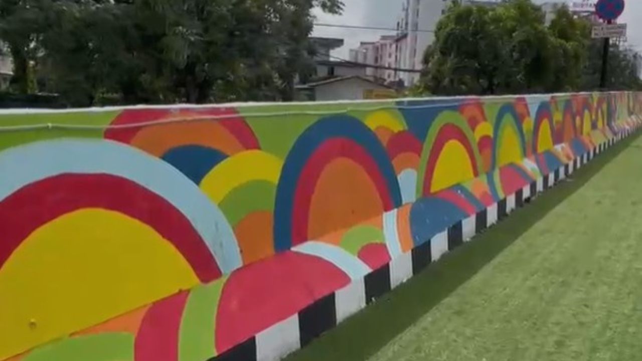 গুৱাহাটীৰ যান-জঁট সমস্যা নিৰ্মূলৰ বাবে চৰকাৰে ইতিমধ্যে কেইবাখনো উৰণ সেতু নিৰ্মাণ কৰিছে। ইয়াৰ ফলত মহানগৰীখনৰ যান-জঁটৰ পূৰ্বৰ জটিল সমস্যা লাঘৱ কৰাত সহায় হৈছে।