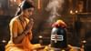 পূজাৰ সময়ত কিয় চকু মুদি মন্ত্ৰ জপ কৰা হয়? ইয়াৰ আঁৰৰ কাৰণ জানক...