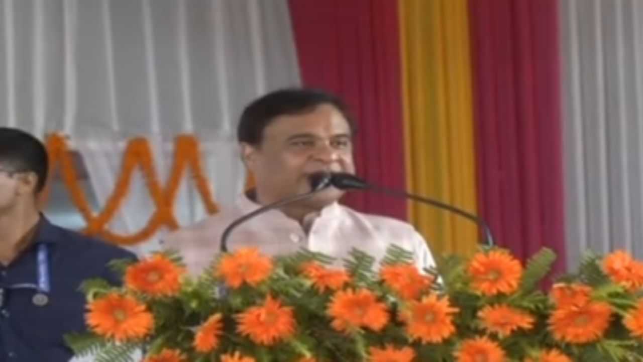 ভোট বেংকৰ ৰাজনীতিত লিপ্ত বিৰোধী, আমি আমাৰ কাম কৰি যাম, উচ্ছেদৰ সন্দৰ্ভত কি কলে মুখ্যমন্ত্ৰীয়ে?