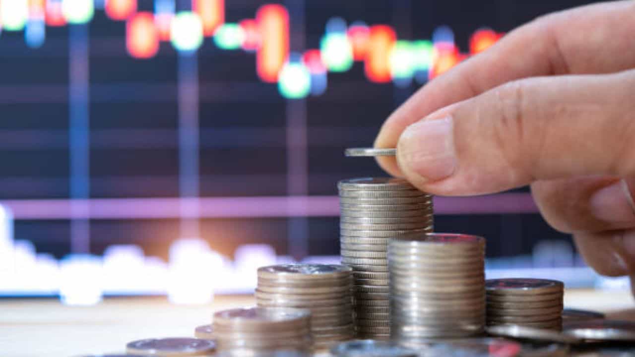 বিনিয়োগত লাভ কত বেছি? SIP নে PPF, অধিক ৰিটাৰ্ণৰ বাবে উত্তম কোনটো? বিনিয়োগত লাভ কত বেছি? SIP নে PPF, অধিক ৰিটাৰ্ণৰ বাবে উত্তম কোনটো?
