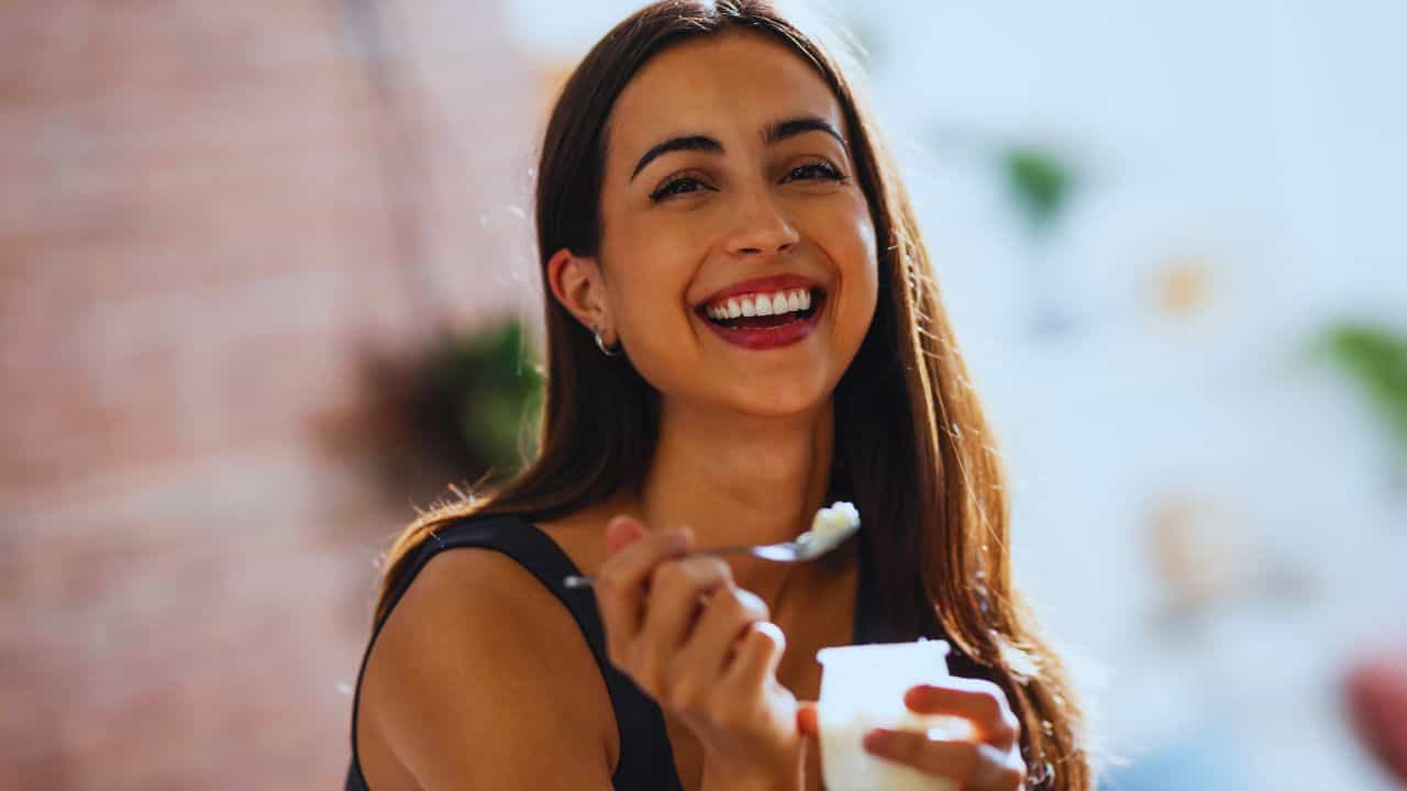 প্ৰতিদিনে দৈ খোৱাটো কিমান বিপদজনক? আপুনিও কৰে নেকি এই ভুল...