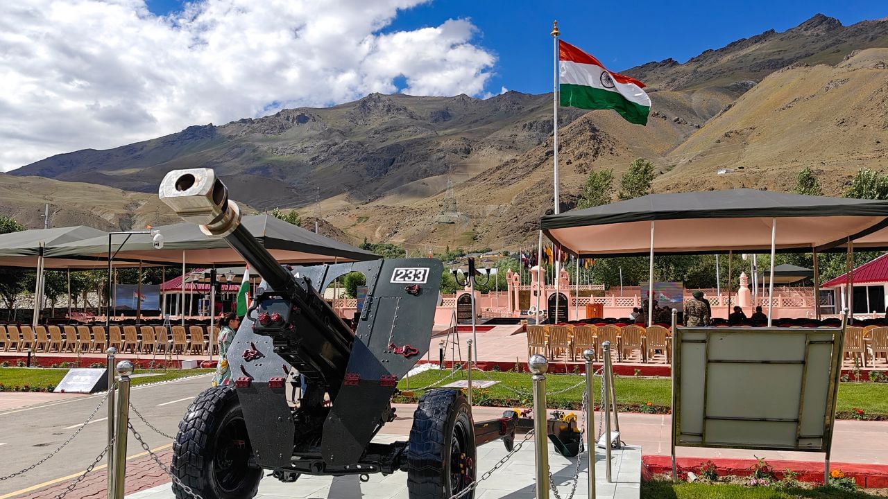 Kargil Vijay Diwas 2025: আজি দেশে উদযাপন কৰিছে ২৬ বছৰীয়া কাৰ্গিল বিজয় দিৱস… Kargil Vijay Diwas 2025: আজি দেশে উদযাপন কৰিছে ২৬ বছৰীয়া কাৰ্গিল বিজয় দিৱস…