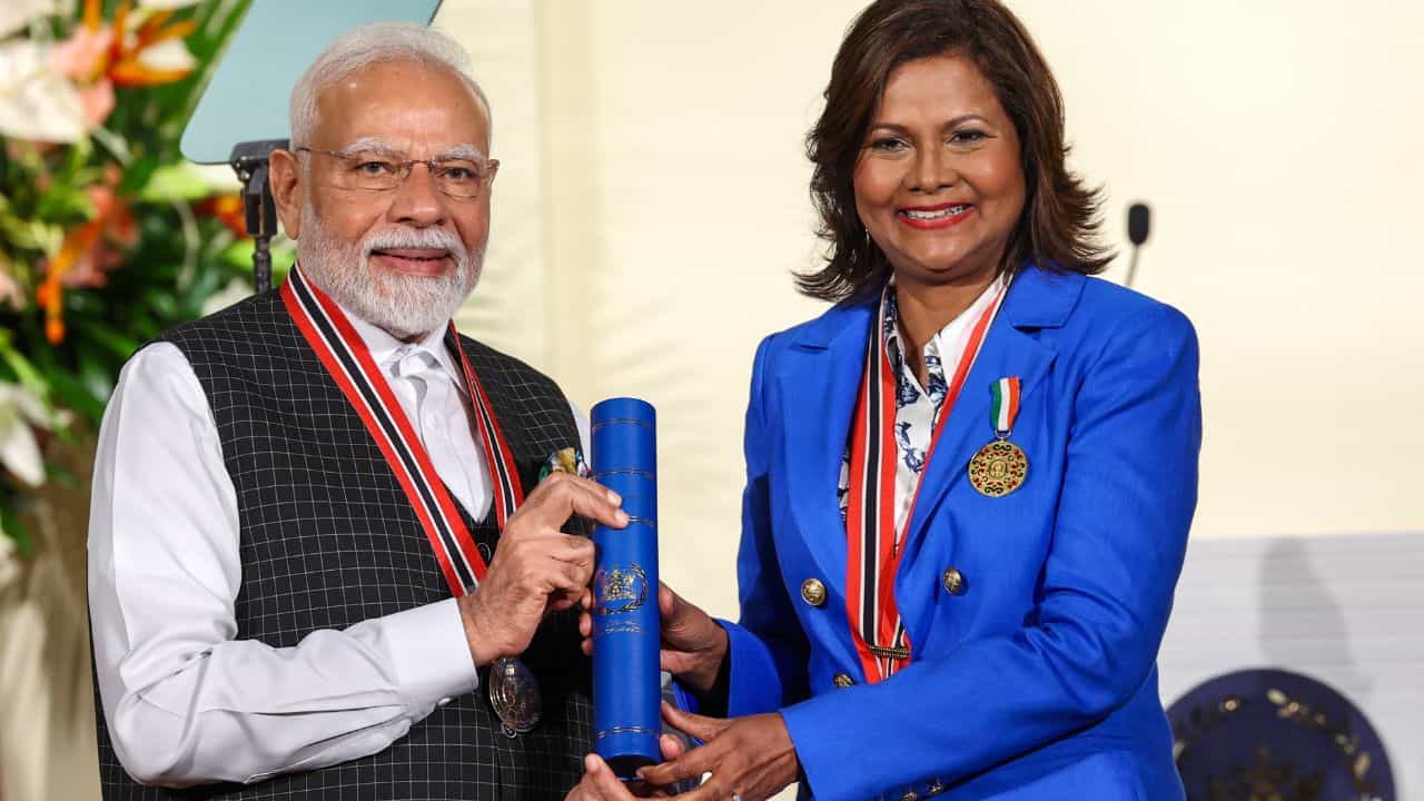 প্ৰধানমন্ত্ৰী মোদীলৈ ট্ৰিনিদাদ এণ্ড ট’বাগোৰ সৰ্বোচ্চ অসামৰিক সন্মানঃ ইতিহাসত প্ৰথমবাৰৰ বাবে ঘটিল এনে...